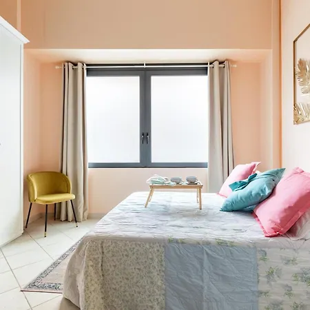 公寓 Open Space A 1' Dalla Stazione 斯培西亚