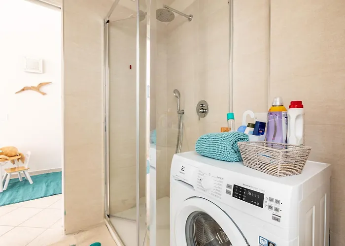 Open Space A 1' Dalla Stazione Lägenhet La Spezia